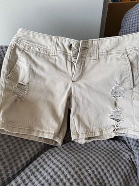 BKE Cream Distressed Denim Shorts